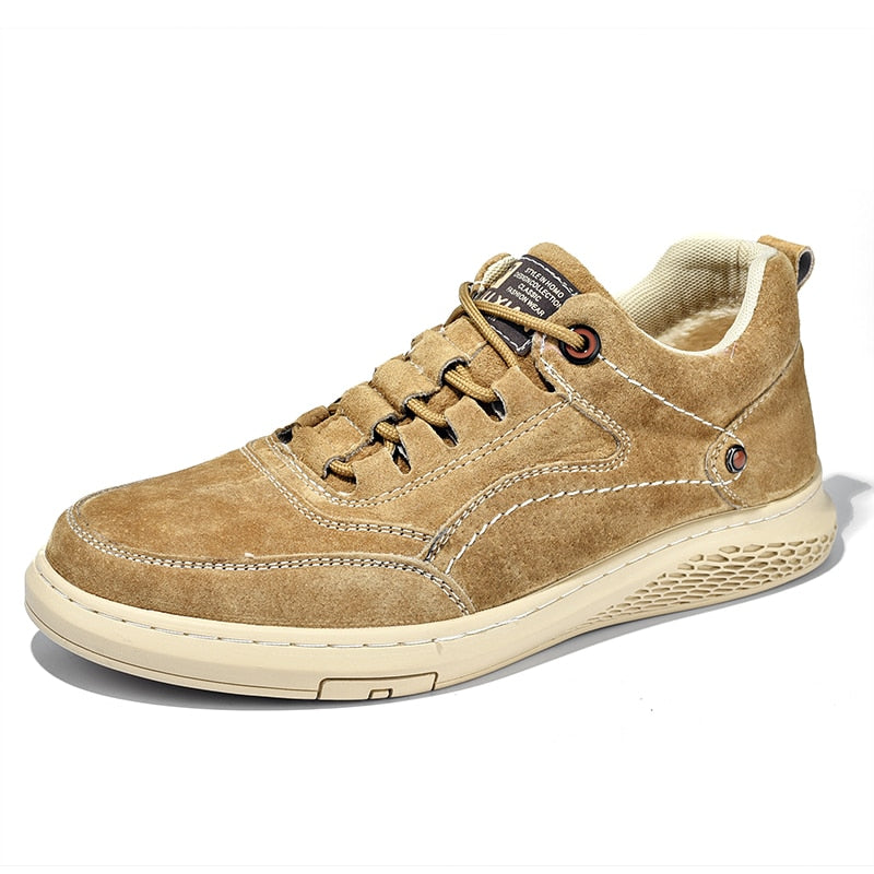 Men's genuine Leather Shoess lace up Trend Comfortable Men Shoes outdoor British Fashion Men High Top Sneakers Moccasins Men