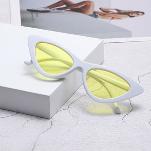 2022 New Vintage Cat Eye Sunglasses Small Frame Retro Sunglasses UV400 Protection Eyewear Fashion Trendy Streetwear Eyewear